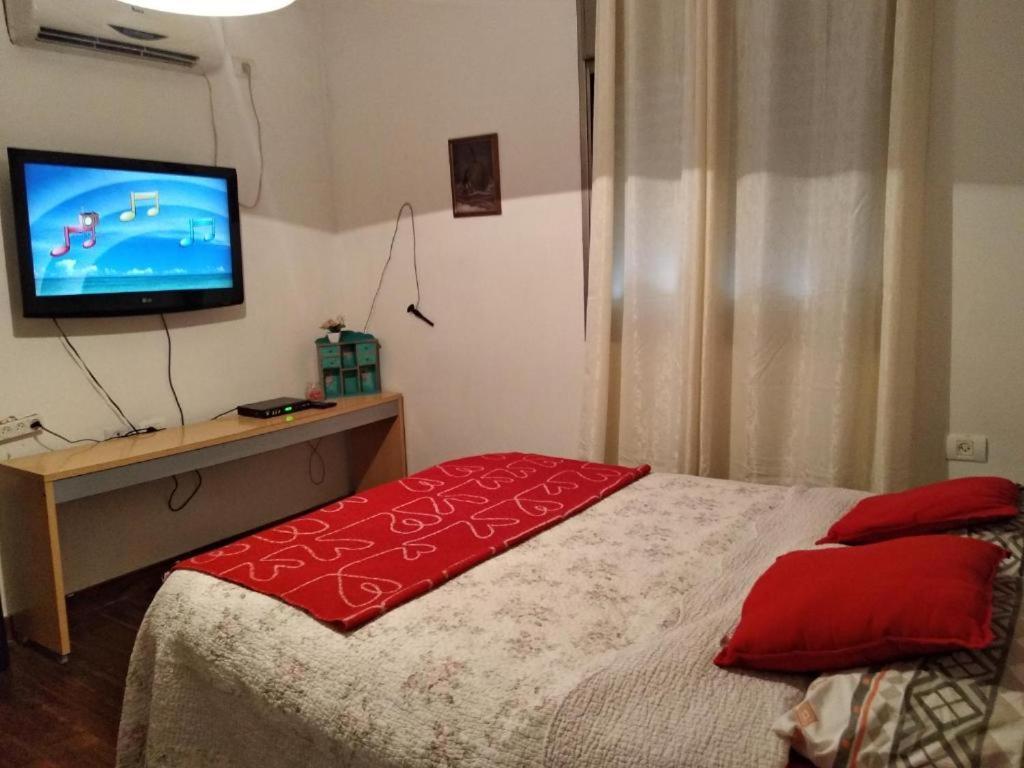 Ha'Bait Ba'Kfar Guesthouse Bruchim Qela' Alon エクステリア 写真