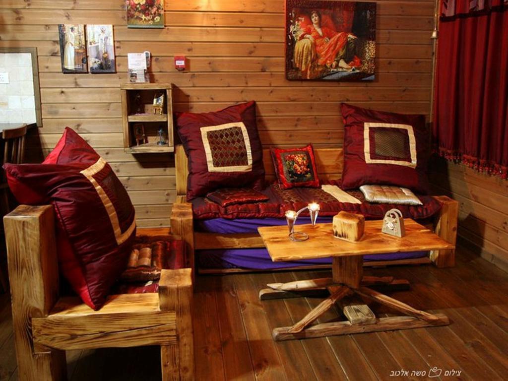 Ha'Bait Ba'Kfar Guesthouse Bruchim Qela' Alon 部屋 写真